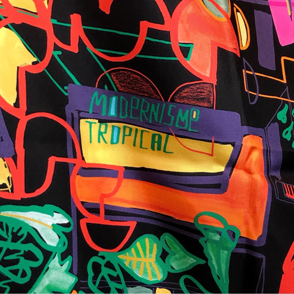 HERMÈS Modernisme Tropical Scarf 90 Silk Carre with Box - Picture 7 of 16